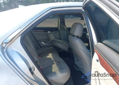 2009 Cadillac Cts Standard z USA, uszkodzony, nr VIN 1G6DF577890133363